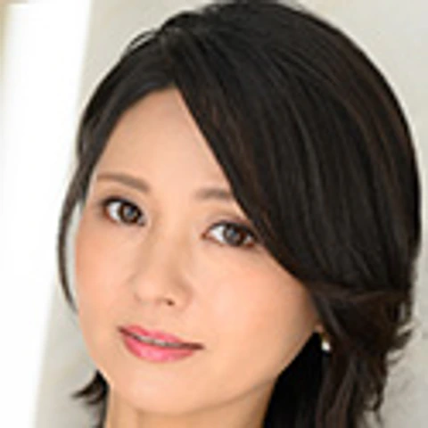 綾瀬麻衣子（沢口まりあ）のプロフィール画像
