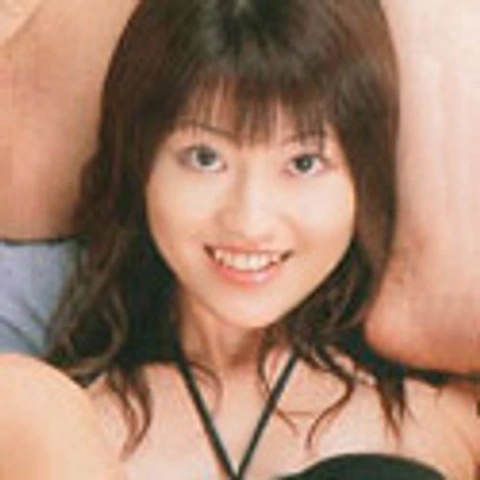 平沢里菜子のプロフィール画像