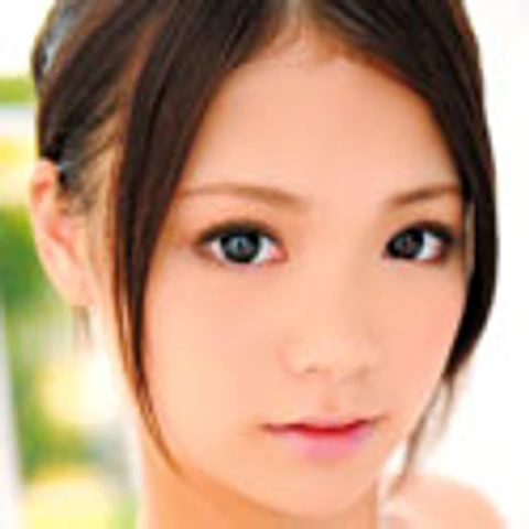 鶴田かなのプロフィール画像